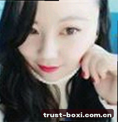 李薇